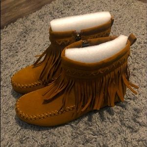 Brown/tan moccasins ankle boots size 8W